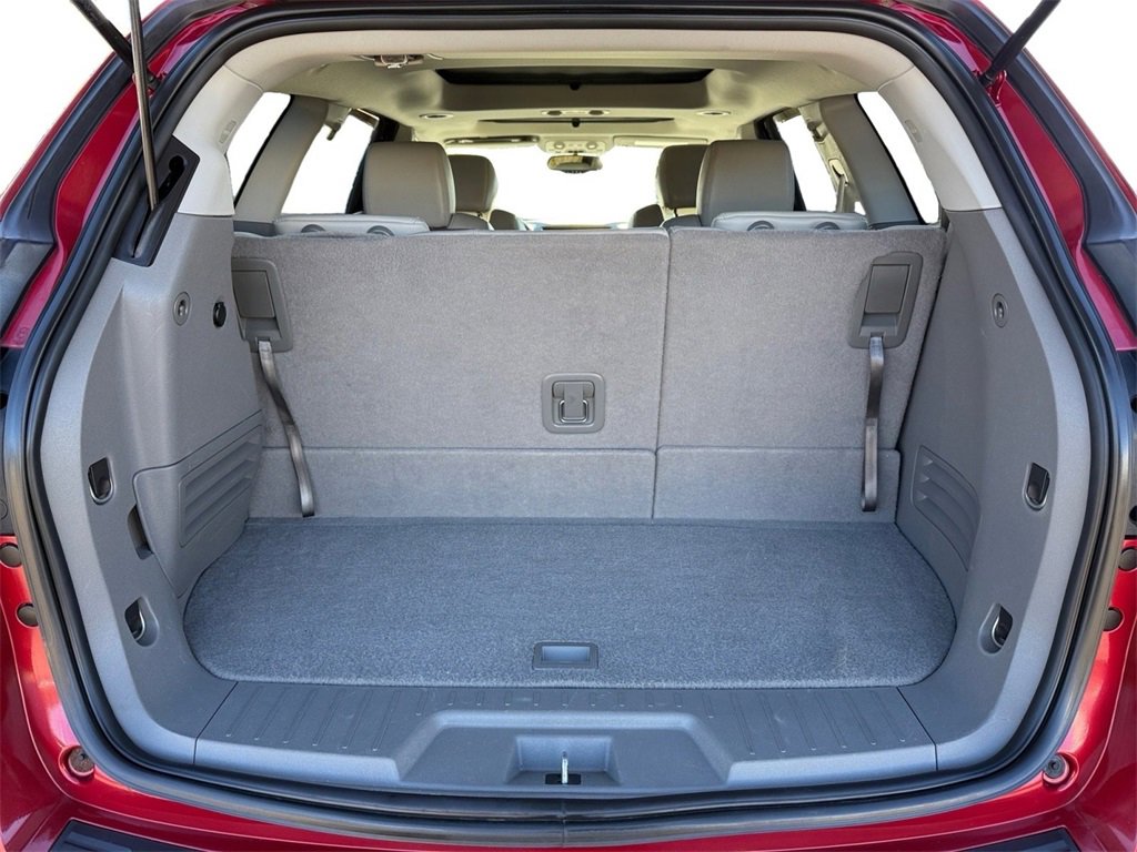 Used 2014 Chevrolet Traverse LT image 10