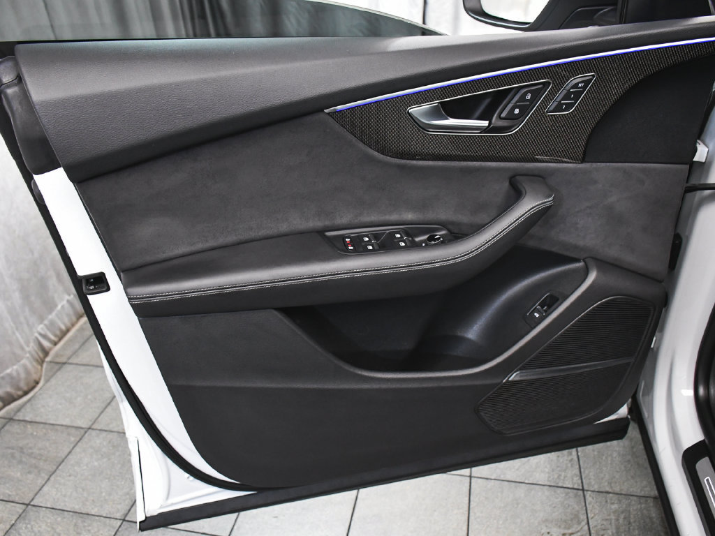 Used 2023 Audi SQ8 Premium Plus AWD/4WD image 9