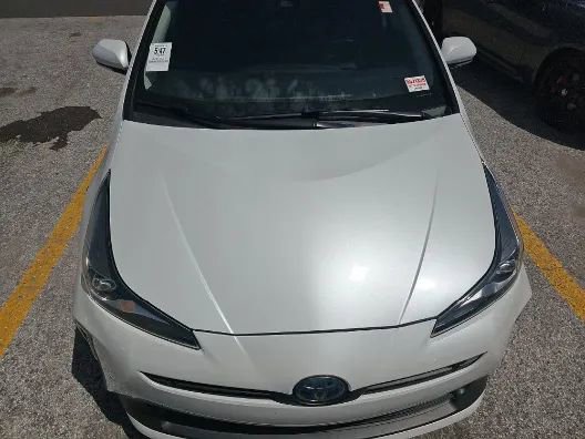 Used 2022 Toyota Prius XLE FWD image 6