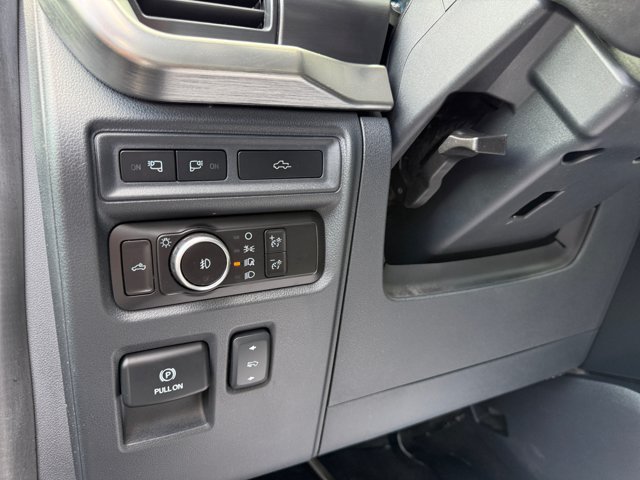 Used 2023 Ford F150 Lariat w/ Trailer Tow Package AWD/4WD image 23