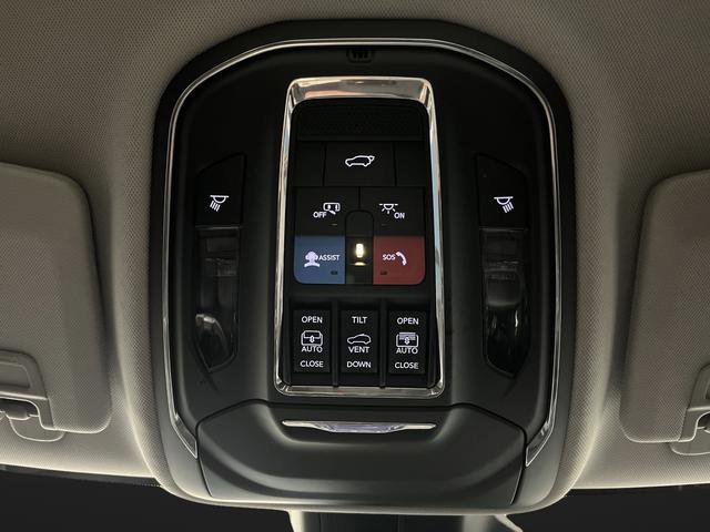 Used 2024 Jeep Grand Cherokee Limited 4xe AWD/4WD image 27