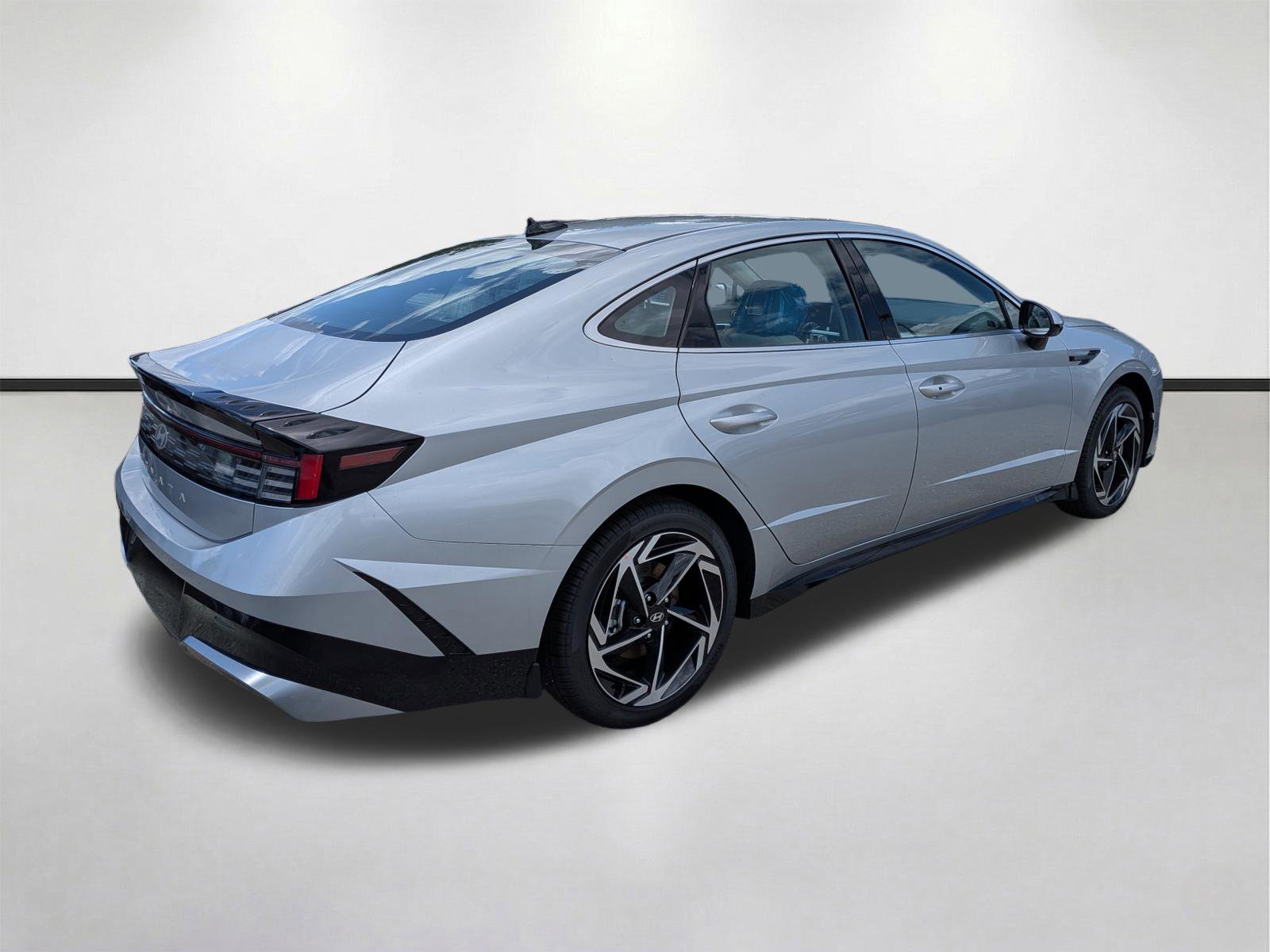 New 2026 Hyundai Sonata SEL FWD image 4