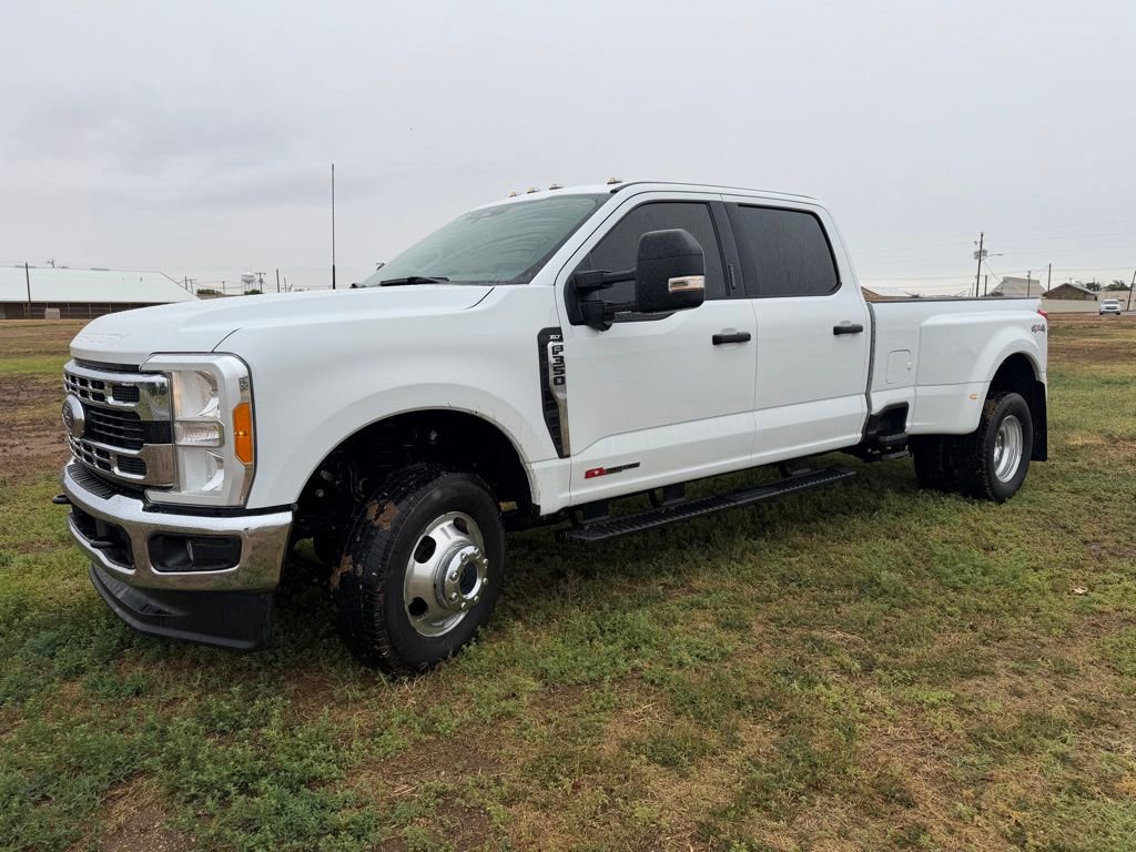 Used 2024 Ford F350 XLT w/ 360-Degree Camera Package AWD/4WD image 4