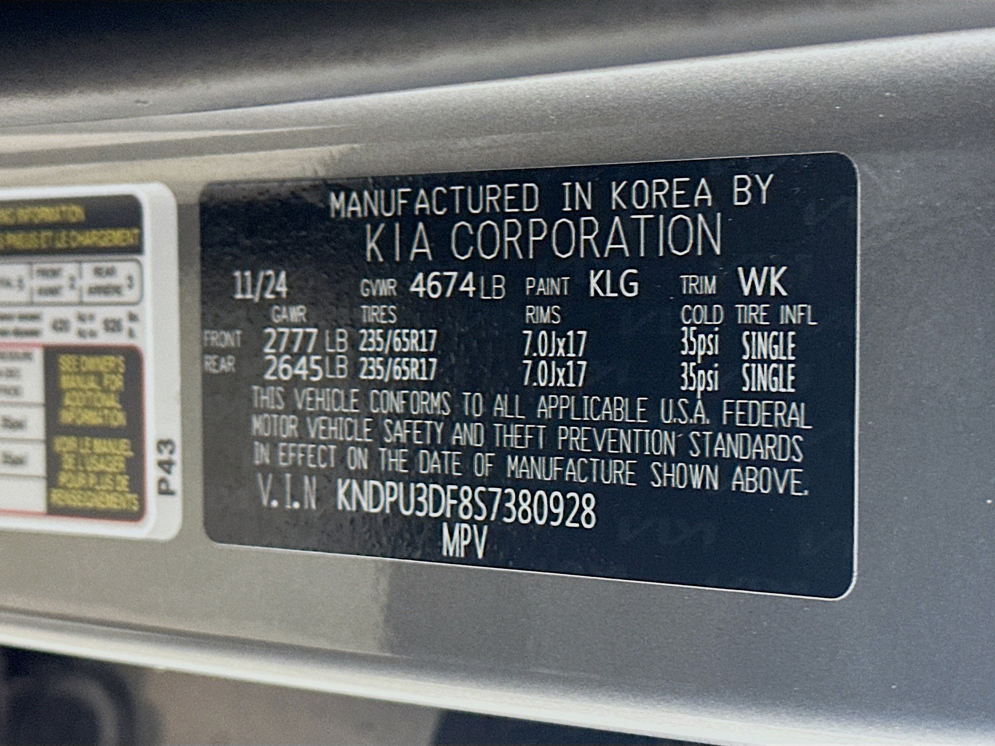 Used 2025 Kia Sportage LX FWD image 12
