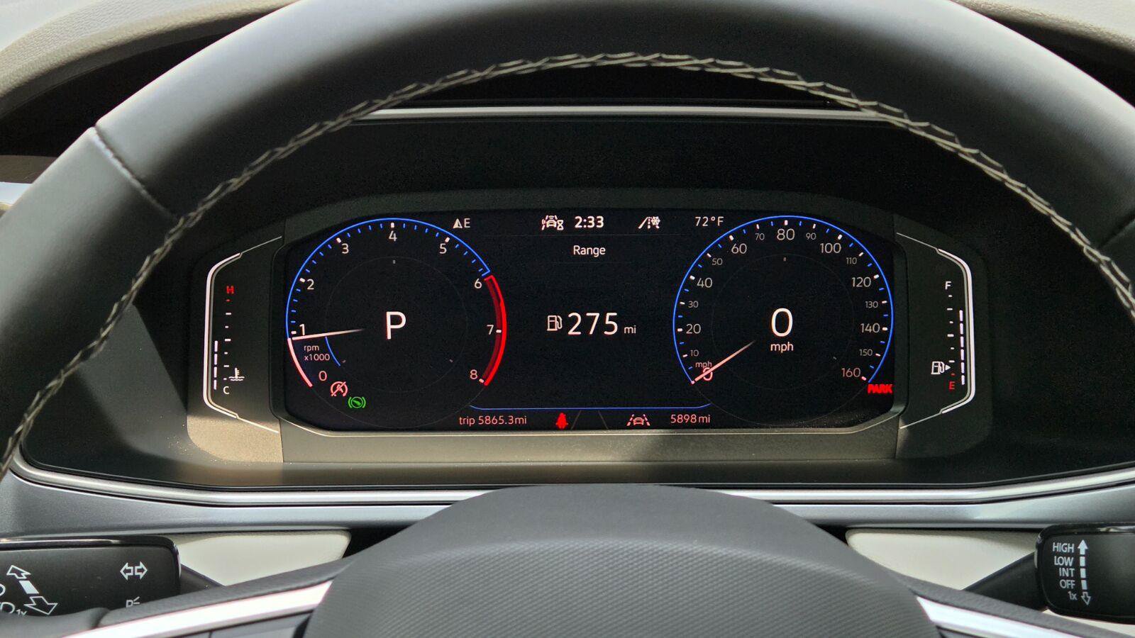 Certified 2025 Volkswagen Taos SEL AWD/4WD image 28