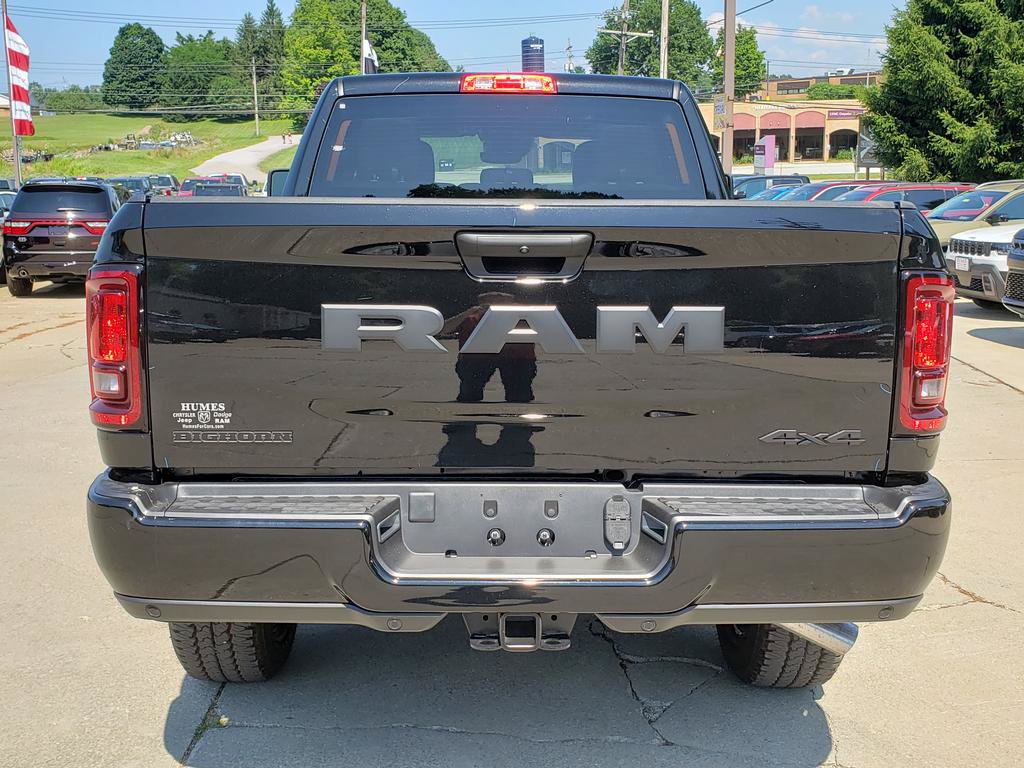 New 2026 RAM 2500 Big Horn AWD/4WD image 4