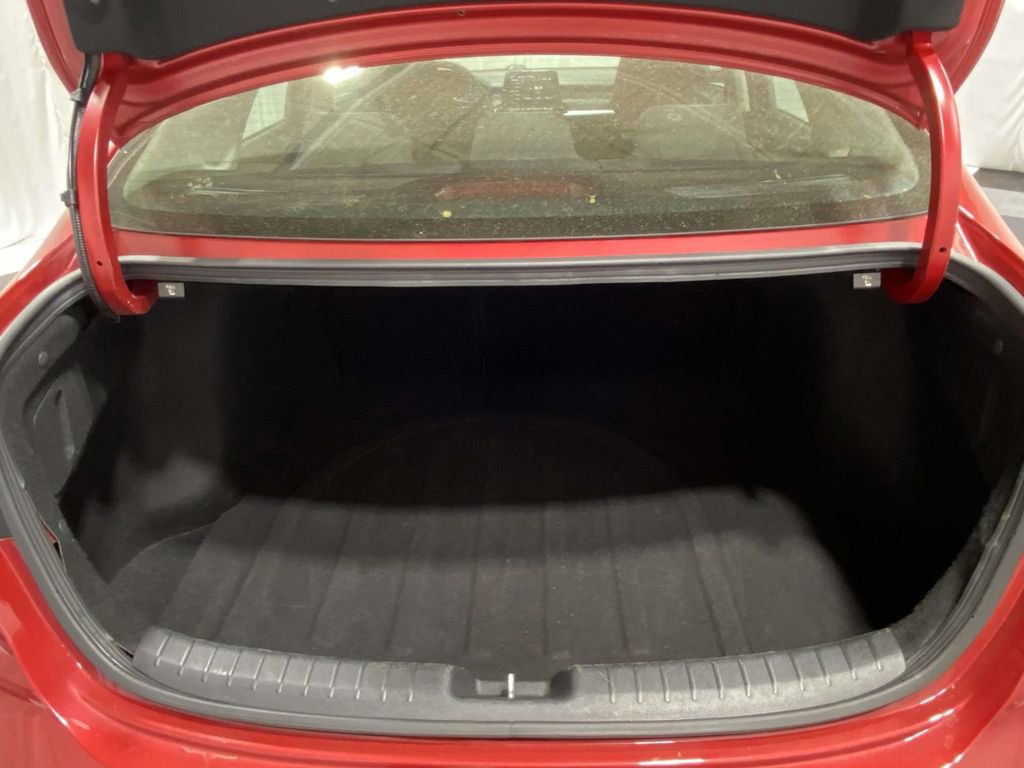 Used 2021 Kia Forte LXS image 11