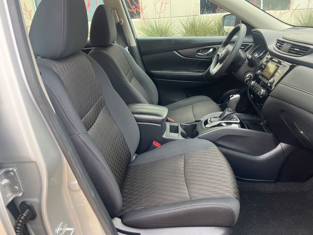 Used 2017 Nissan Rogue S FWD image 20
