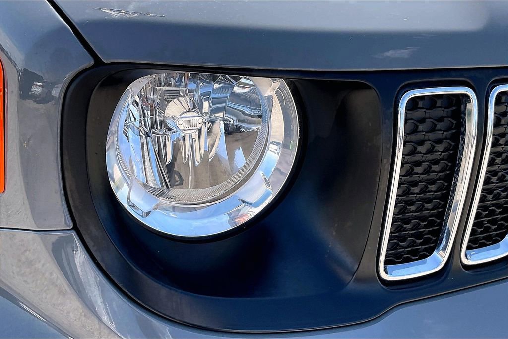 Used 2021 Jeep Renegade Latitude image 33