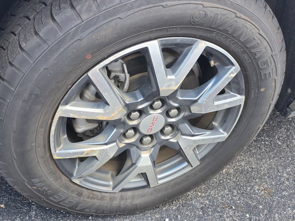 Used 2023 GMC Acadia SLT FWD image 23