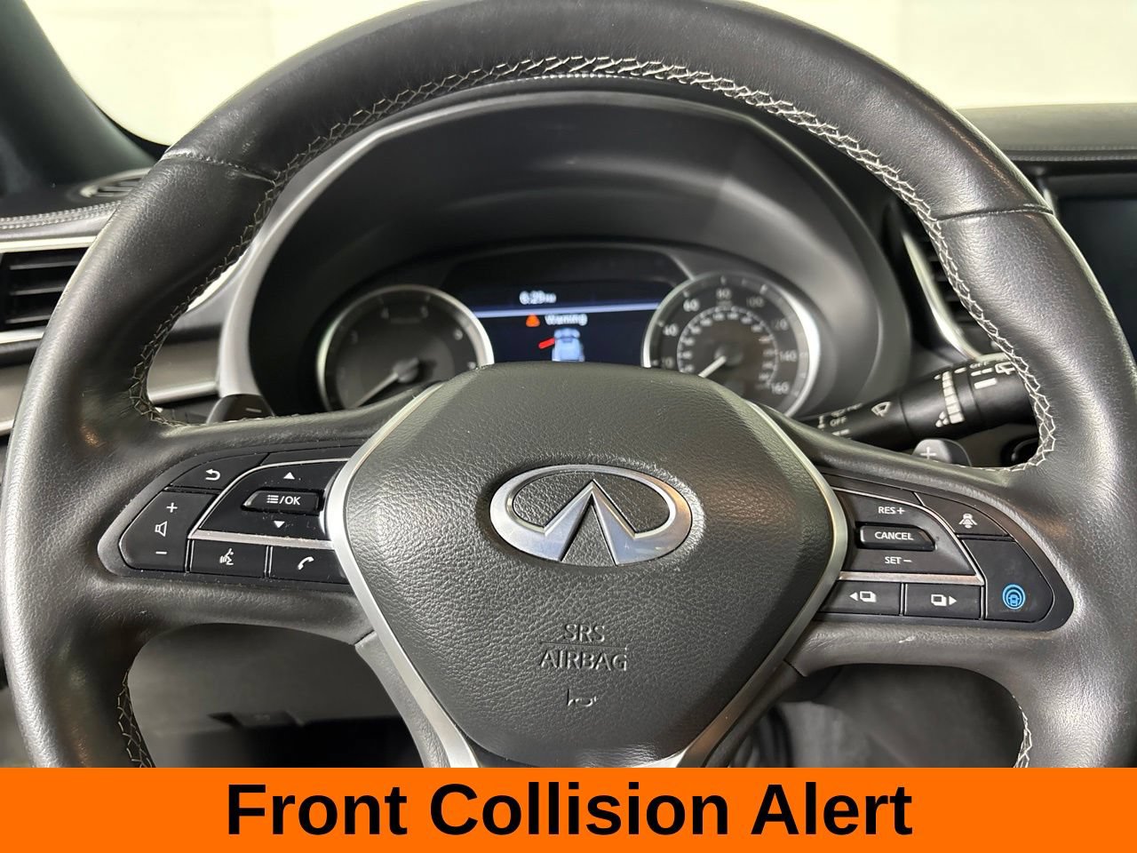 Used 2023 INFINITI QX55 Luxe w/ Cargo Package AWD/4WD image 17