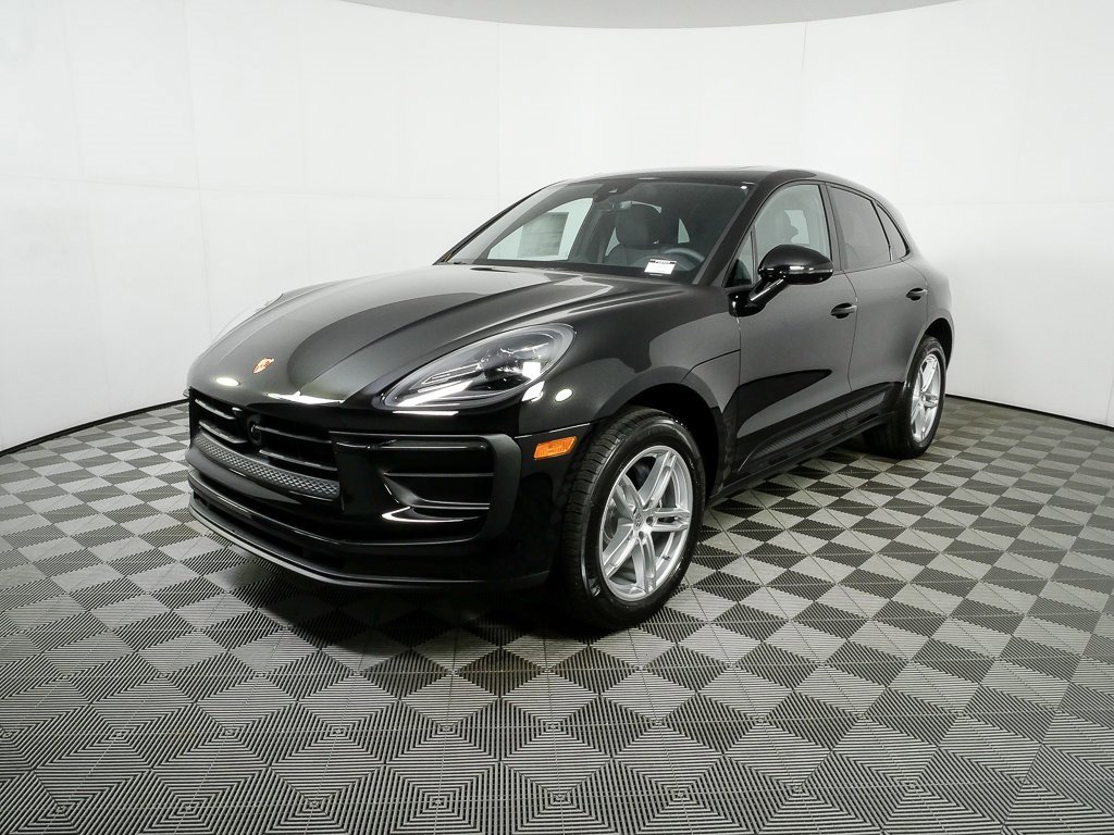 New 2026 Porsche Macan image 1