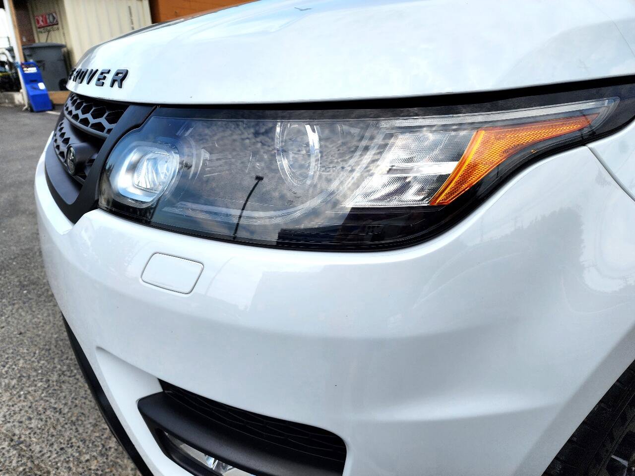 Used 2016 Land Rover Range Rover Sport Supercharged image 34