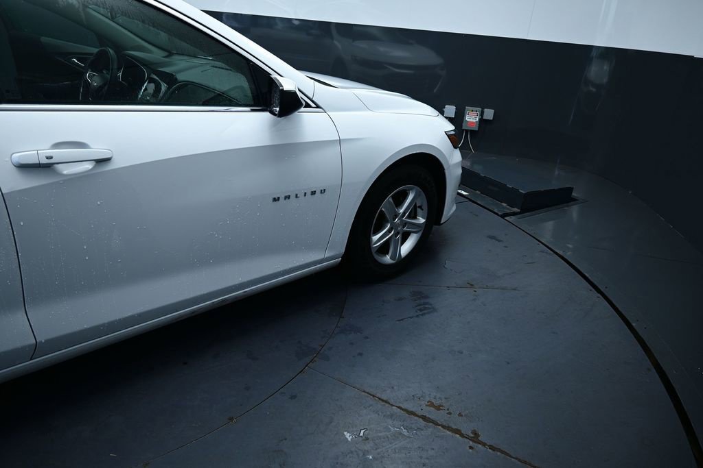 Used 2024 Chevrolet Malibu LT FWD image 22
