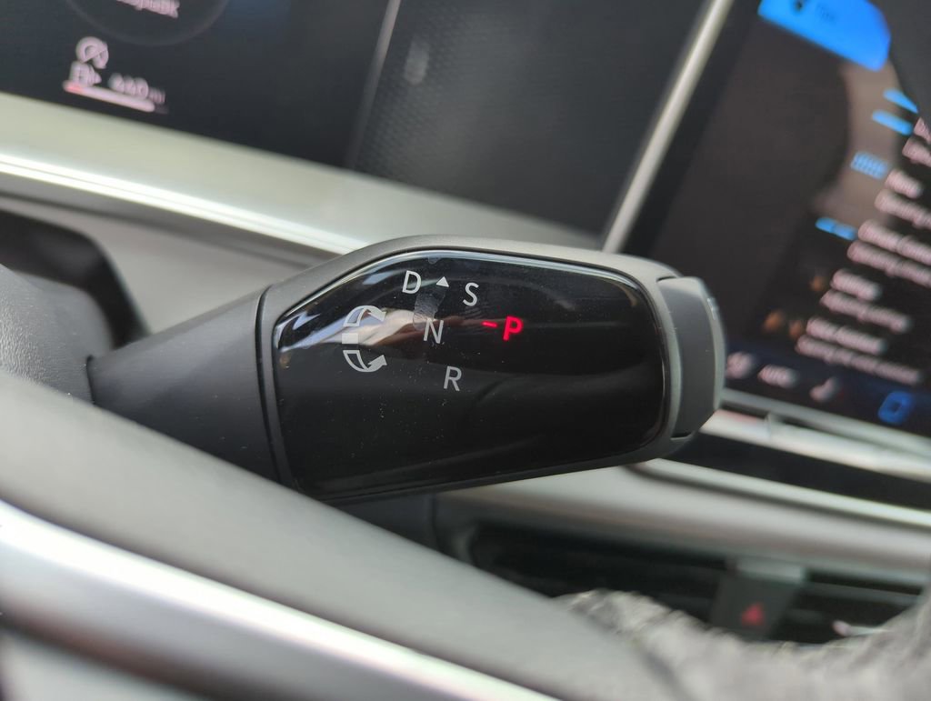 New 2026 Volkswagen Tiguan SE R-Line image 35