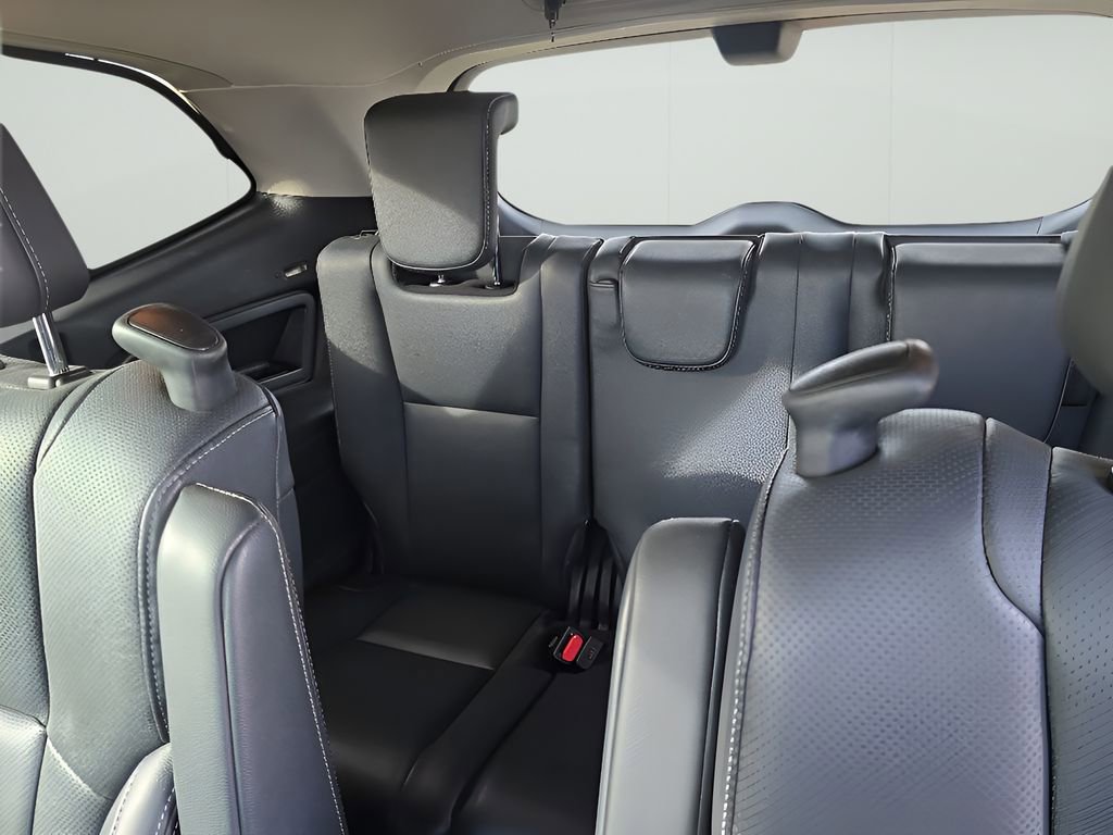 Used 2022 Subaru Ascent Touring image 30