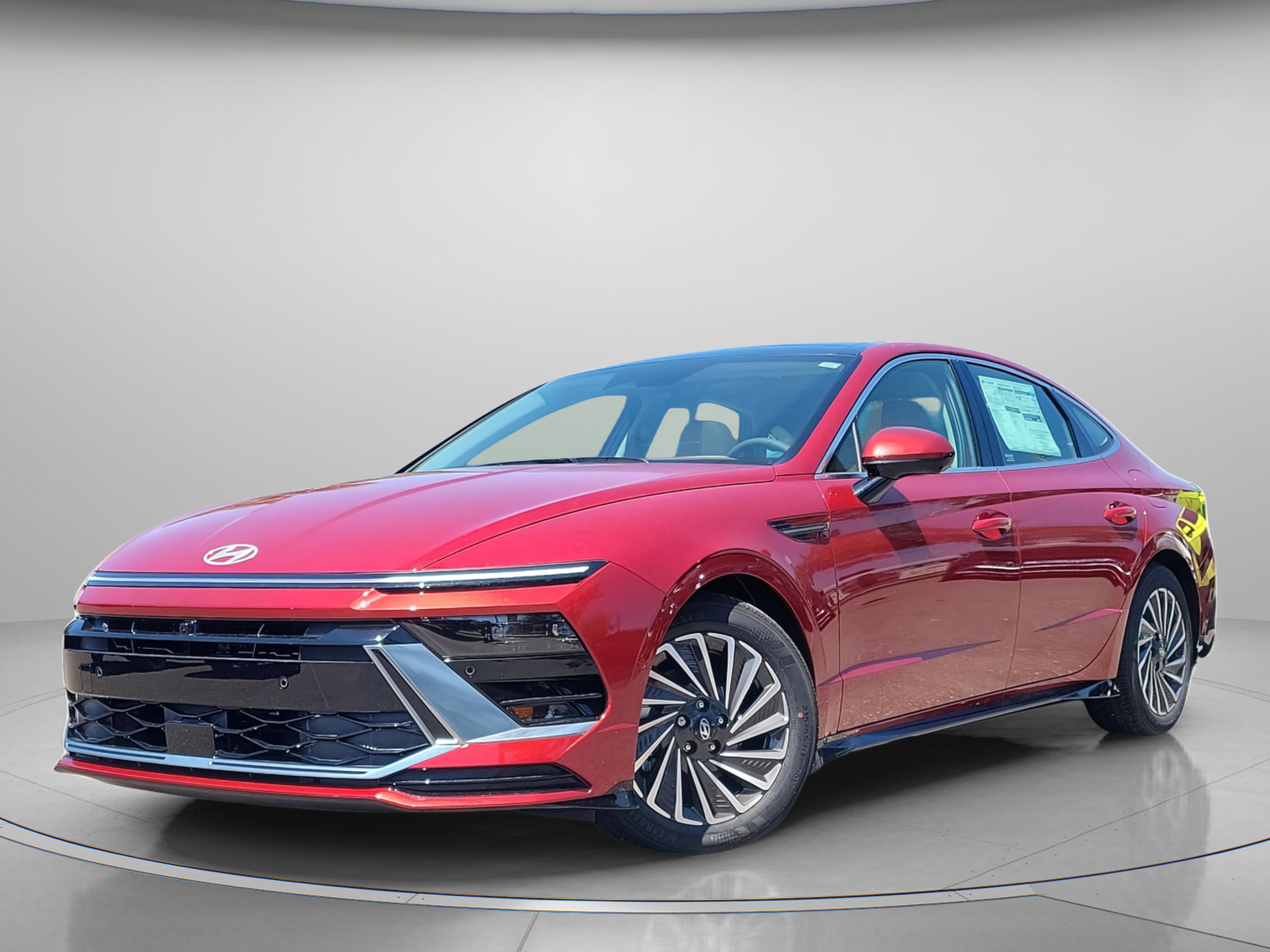 New 2025 Hyundai Sonata Limited image 2