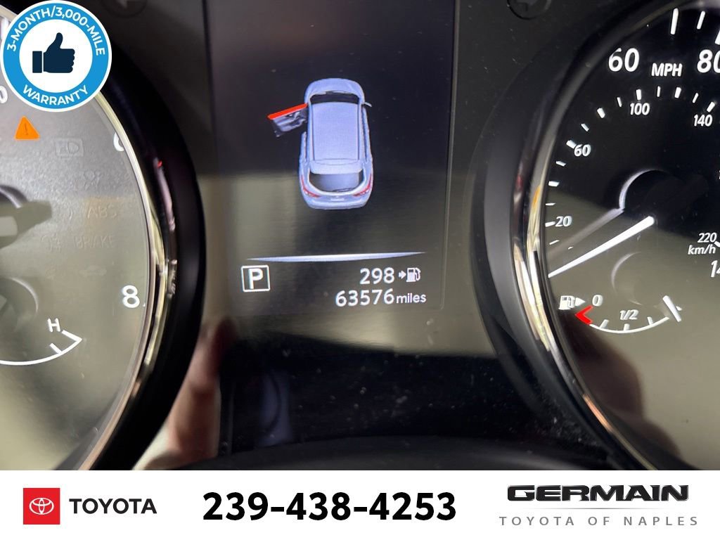 Used 2017 Nissan Rogue Sport SV w/ SV Premium Package FWD image 22