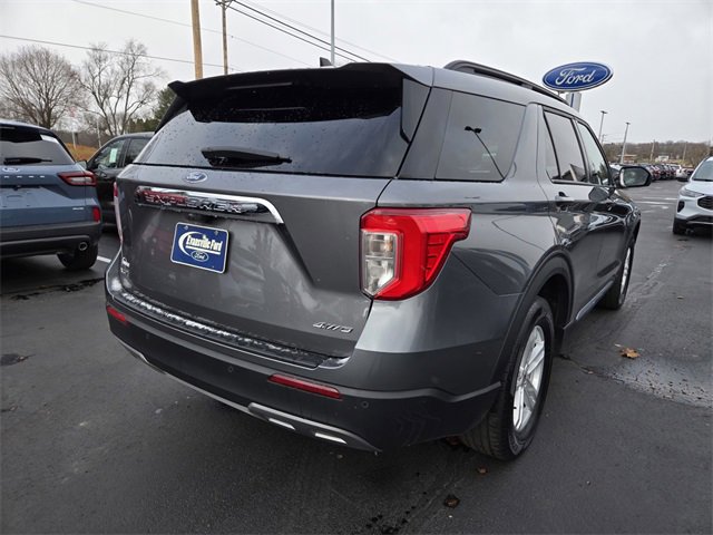 Used 2024 Ford Explorer XLT w/ Equipment Group 202A image 4
