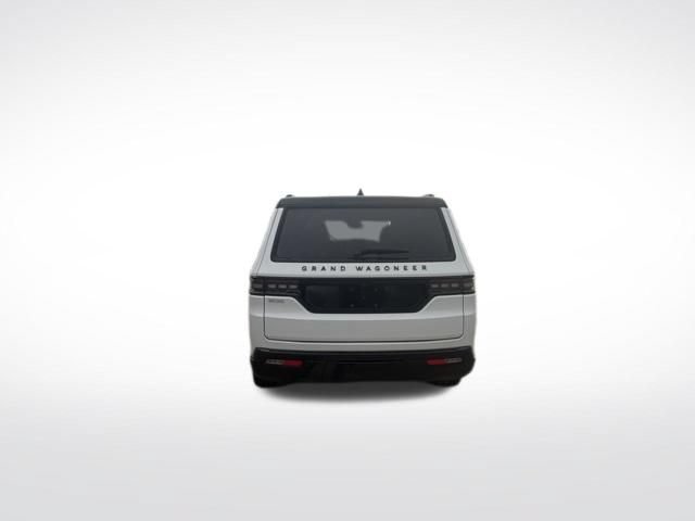 Used 2024 Jeep Grand Wagoneer L Series II w/ Quick Order Packagew 28T AWD/4WD image 4