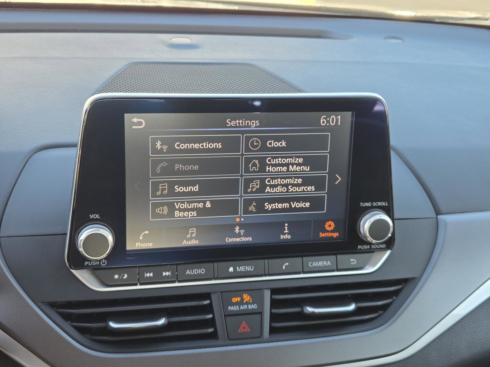 Used 2023 Nissan Altima 2.5 SR image 7