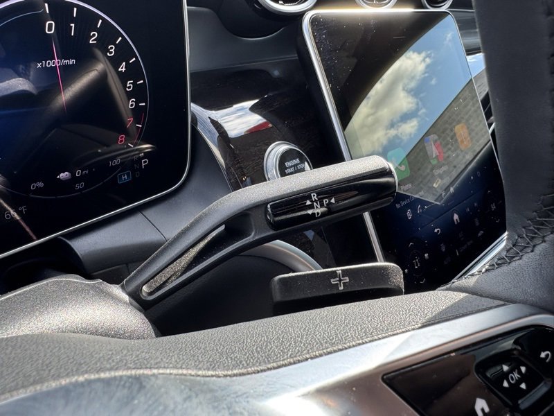 Used 2025 Mercedes-Benz GLC 350e 4MATIC image 15