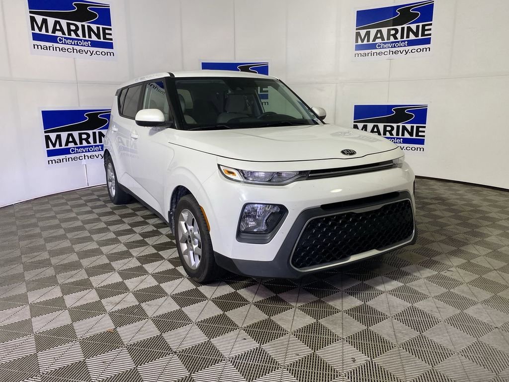Used 2021 Kia Soul S FWD image 1