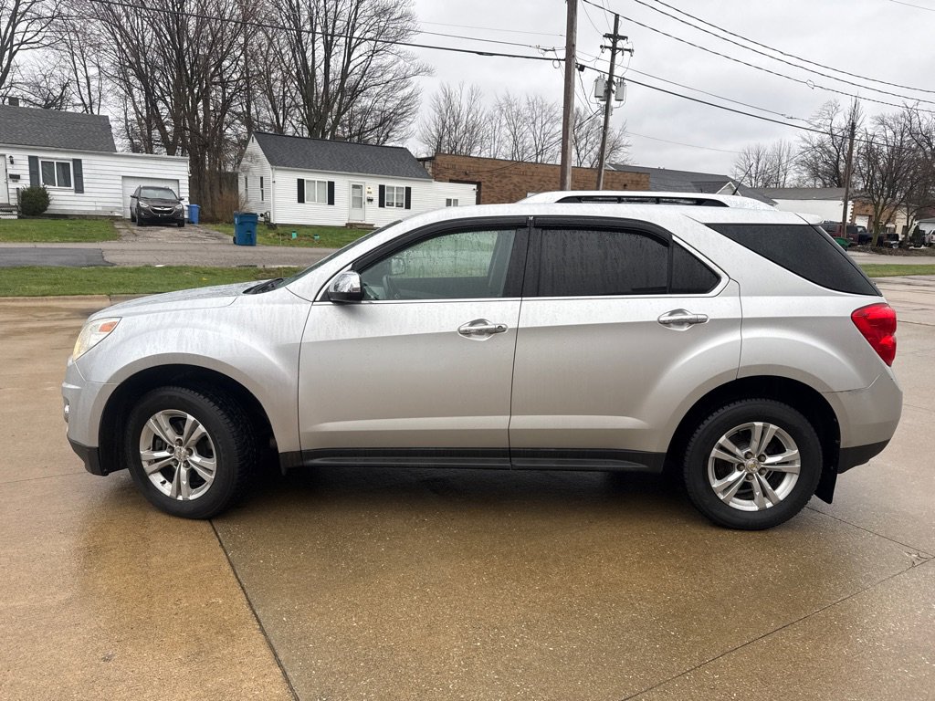 Used 2010 Chevrolet Equinox LTZ AWD/4WD image 7