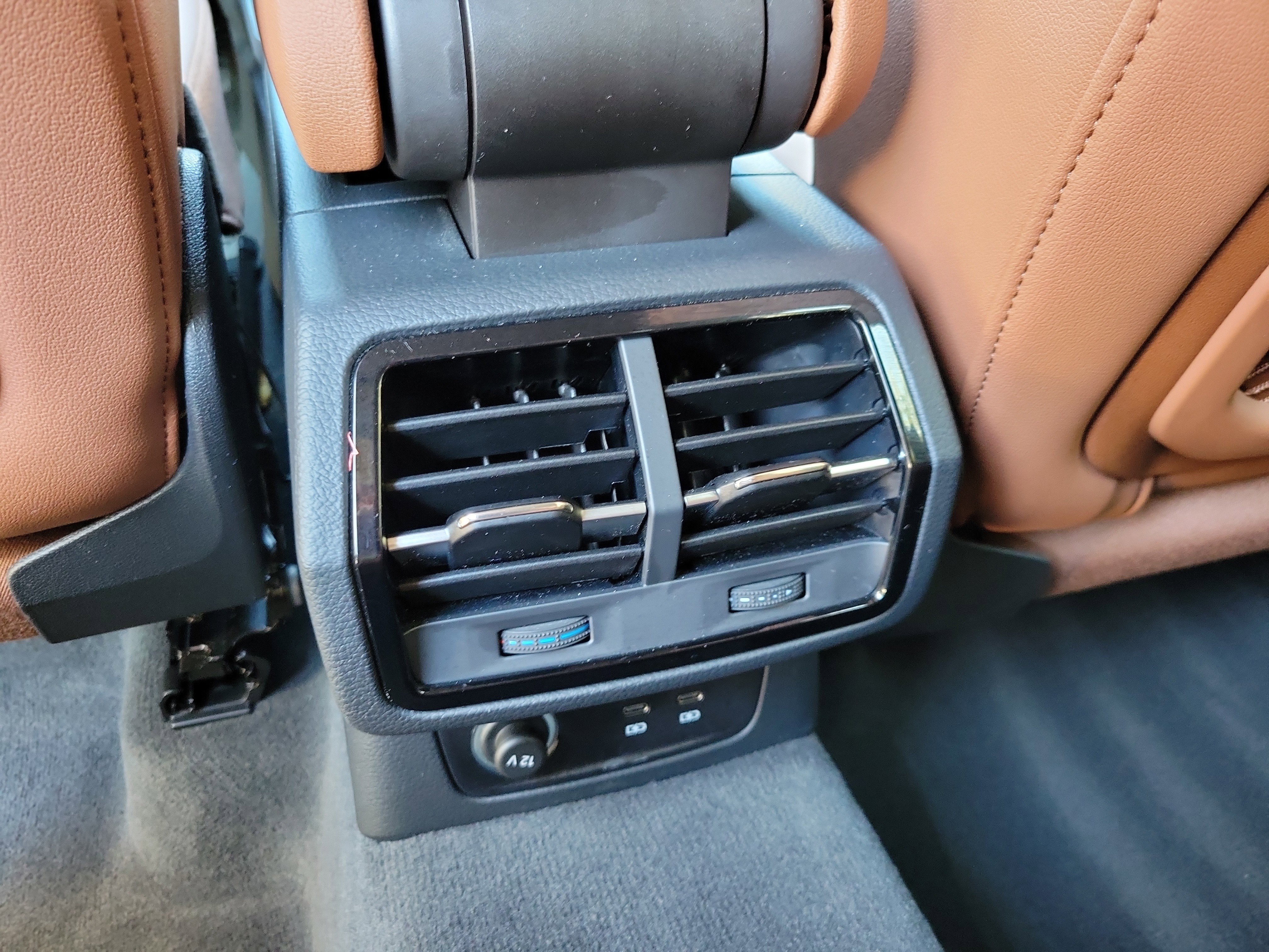 Used 2020 Audi Q3 2.0T Premium Plus image 15