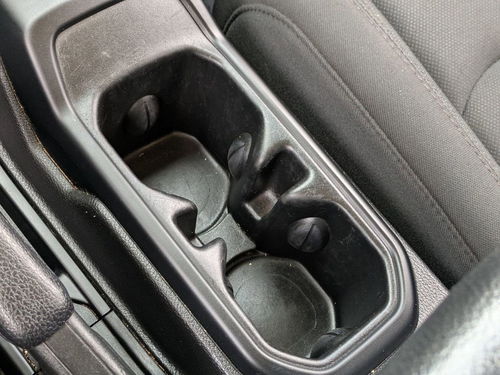 Used 2023 Jeep Wrangler Sahara w/ Cold Weather Group image 19