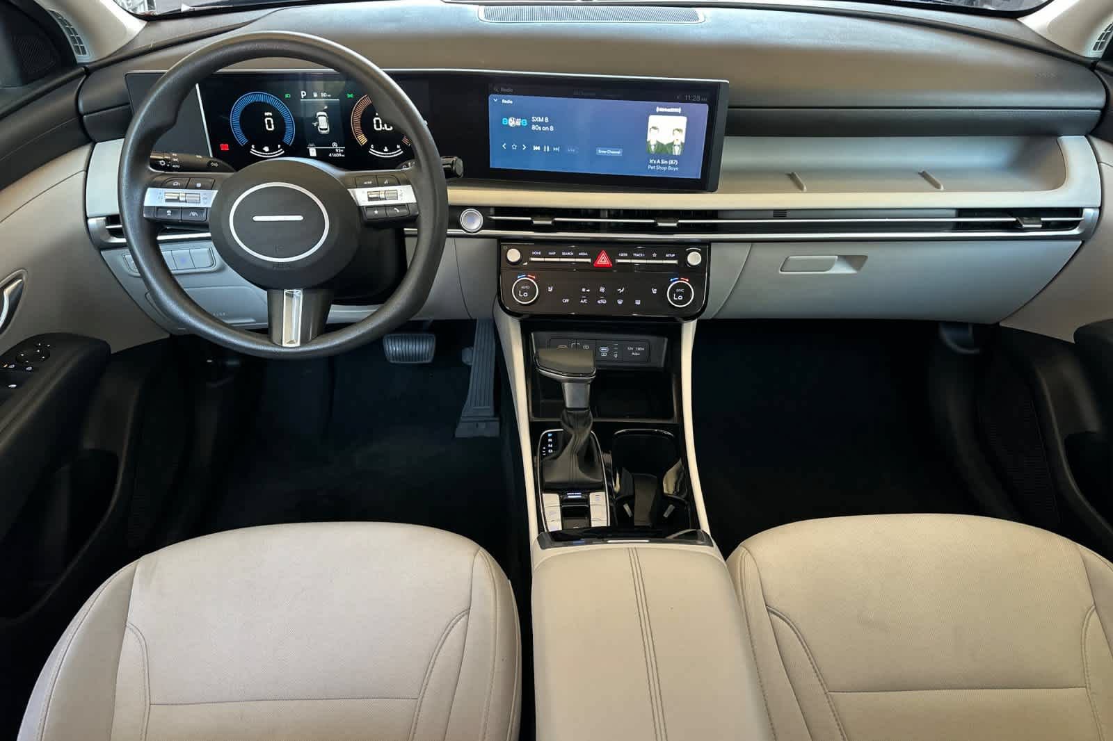 Used 2025 Hyundai Tucson SEL FWD image 3