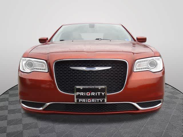Used 2021 Chrysler 300 Touring RWD image 5
