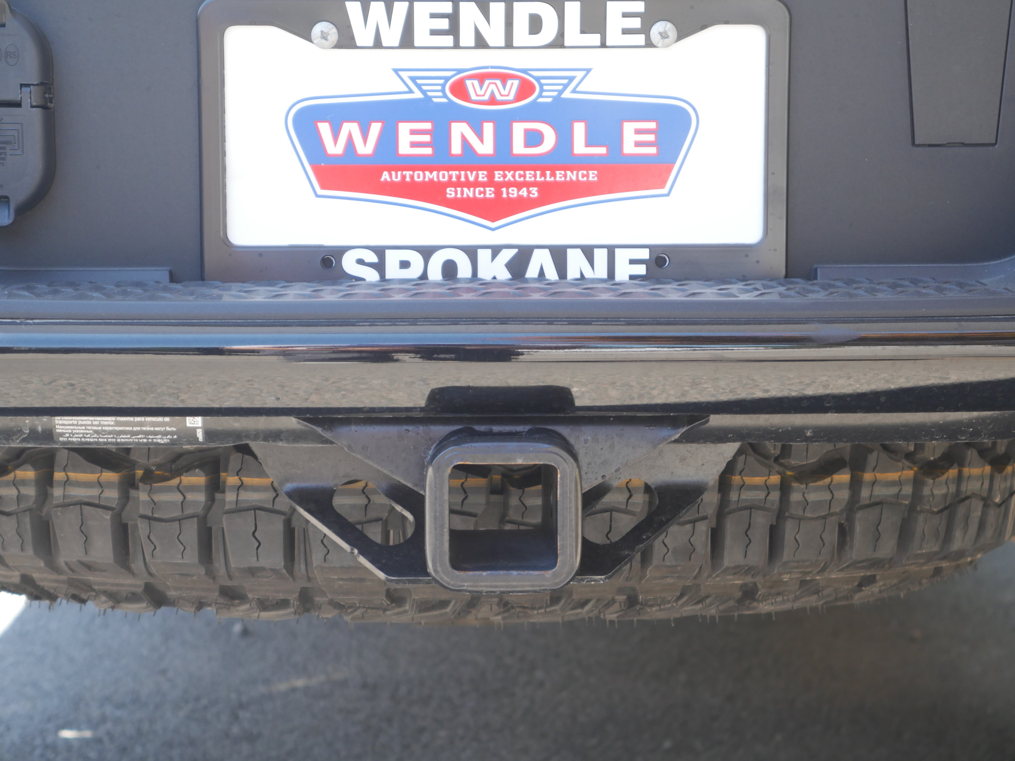 Used 2024 Chevrolet Colorado ZR2 w/ ZR2 Convenience Package III AWD/4WD image 16