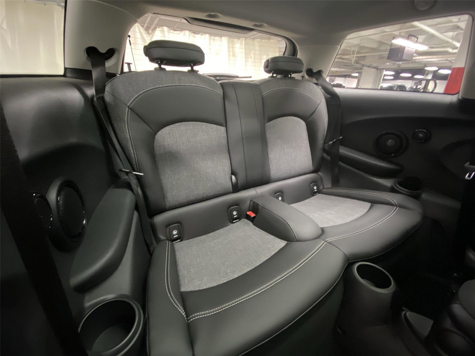 Certified 2023 MINI Cooper S FWD image 29