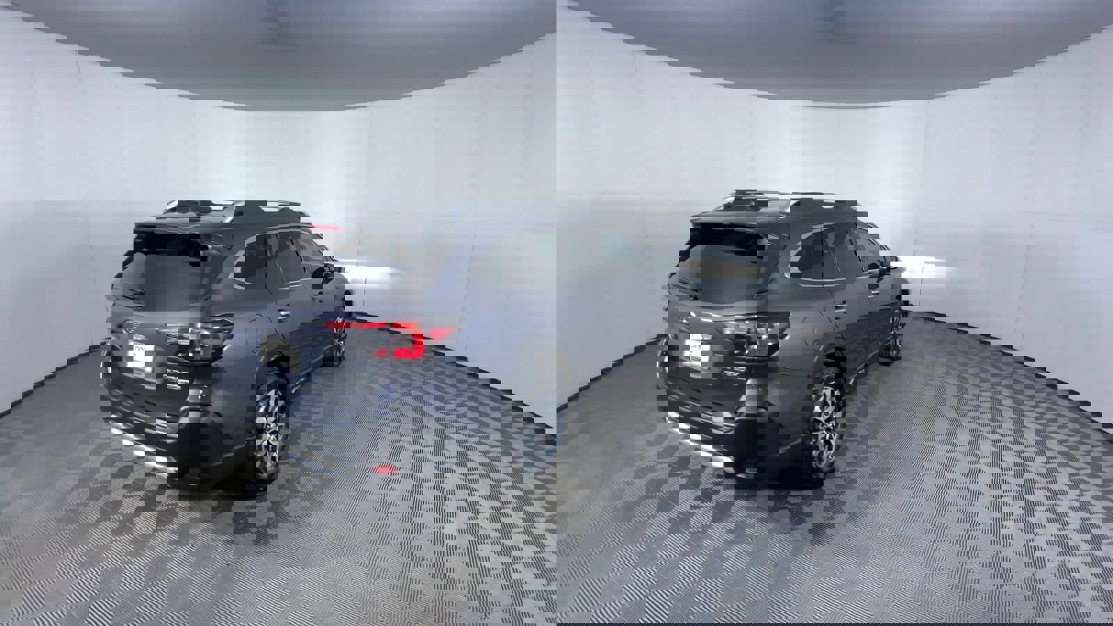 Used 2023 Subaru Outback Touring XT image 8