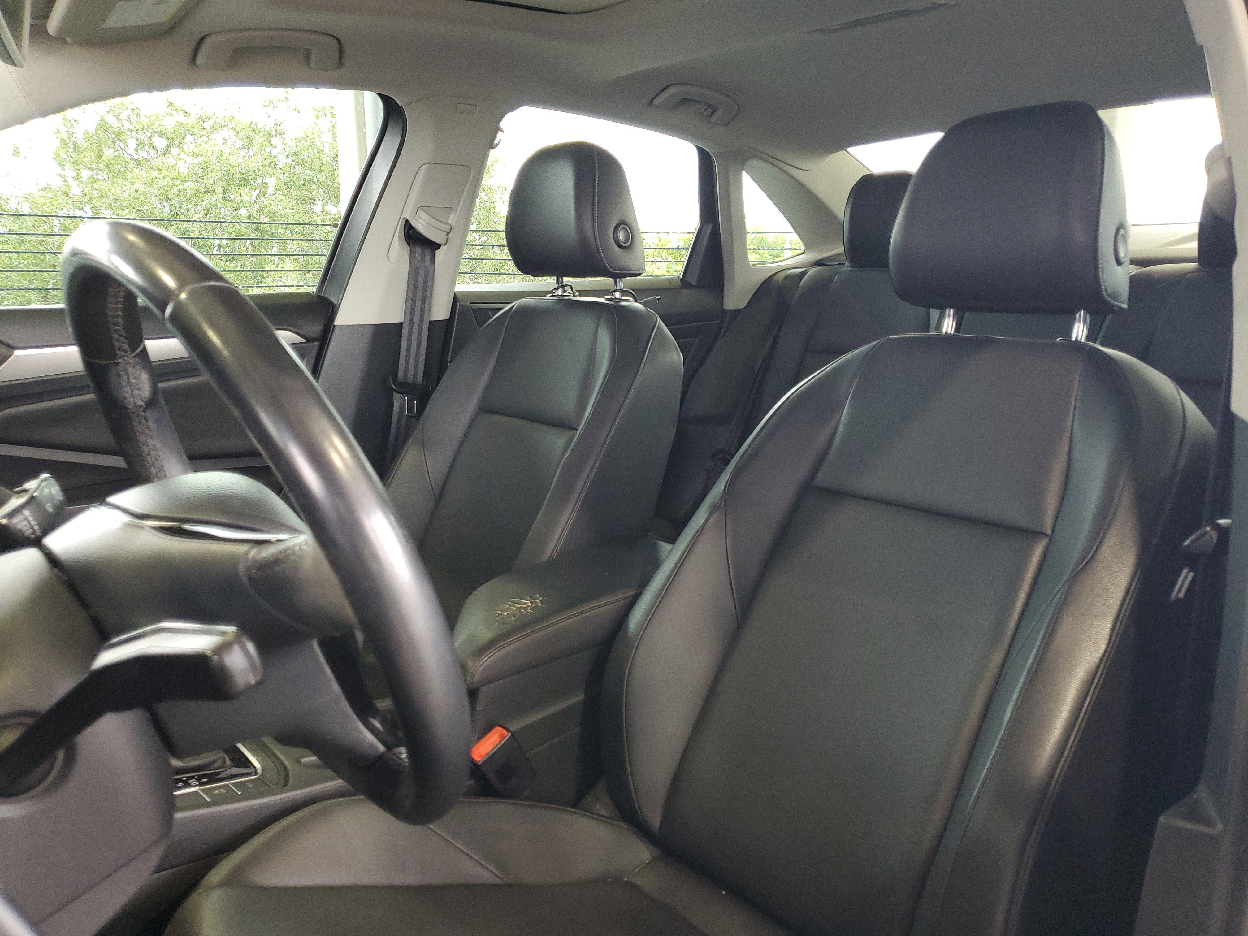 Used 2019 Volkswagen Jetta SE FWD image 18