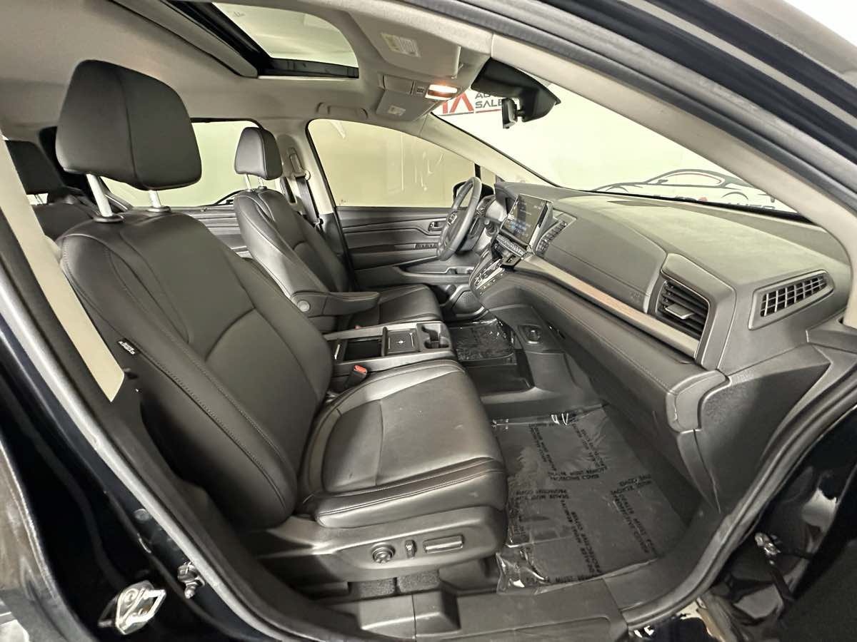 Used 2025 Honda Odyssey EX-L image 24