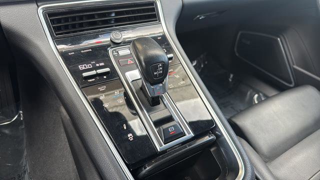 Used 2022 Porsche Panamera Platinum Edition w/ Sport Chrono Package RWD image 20