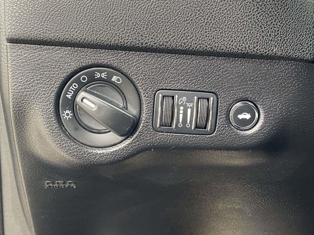 Used 2023 Dodge Charger GT image 19