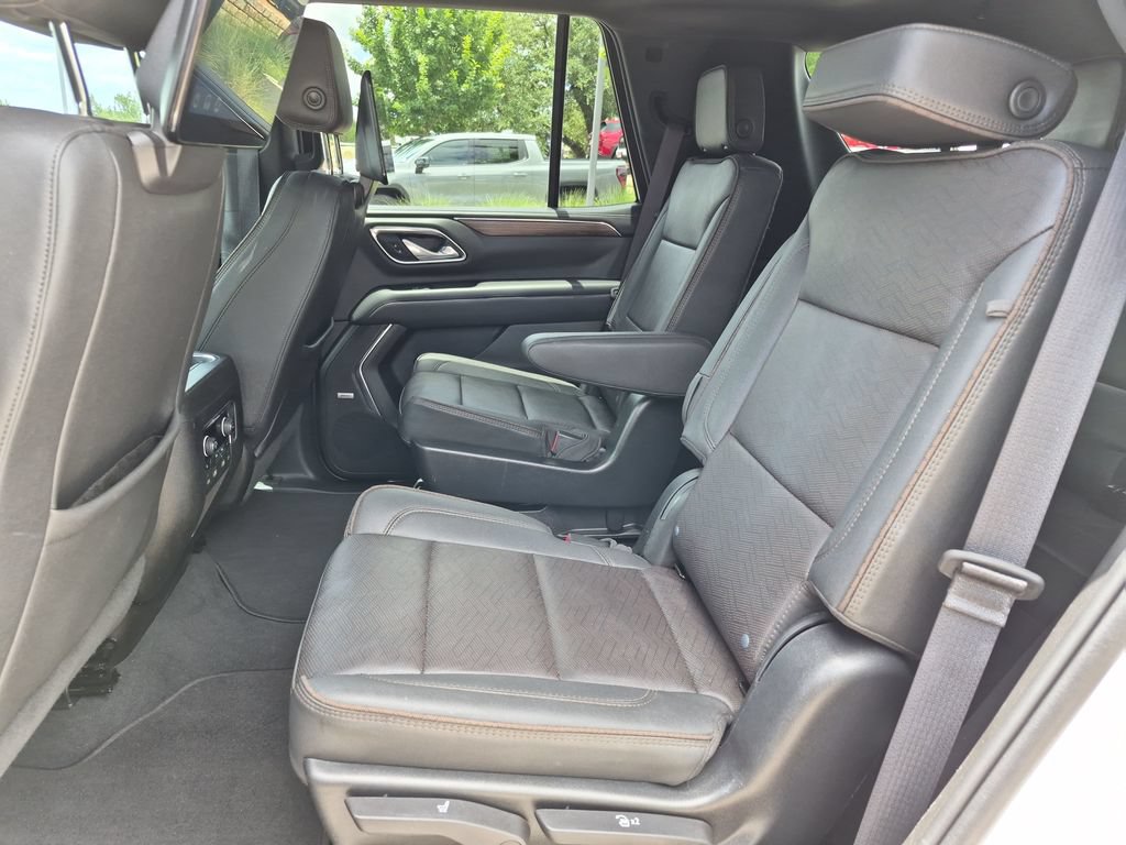 Used 2023 Chevrolet Tahoe High Country w/ Advanced Technology Package AWD/4WD image 37