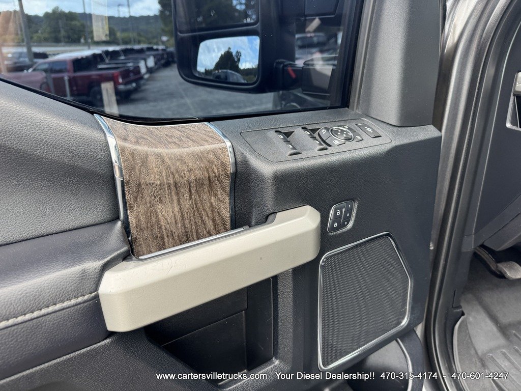 Used 2017 Ford F250 Lariat w/ Lariat Ultimate Package AWD/4WD image 22