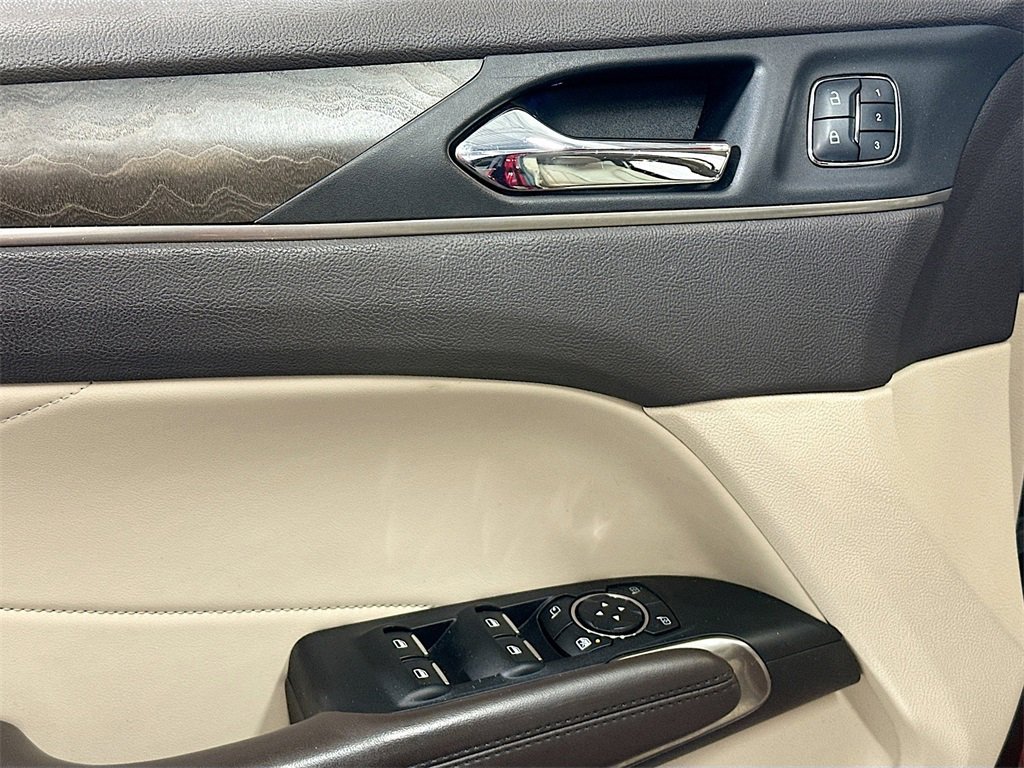 Used 2017 Lincoln MKC Reserve w/ Lincoln MKC Climate Package image 19