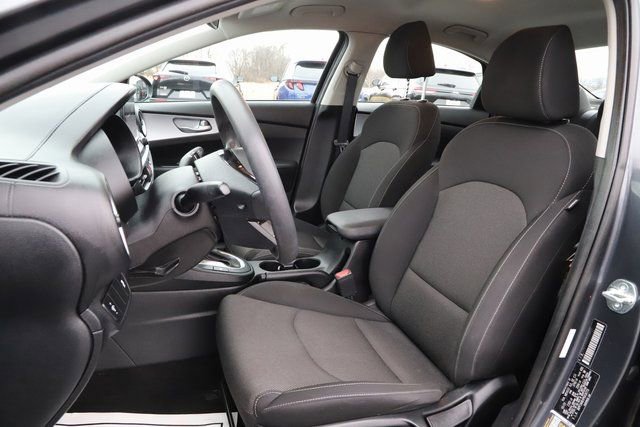 Used 2023 Kia Forte LXS image 11