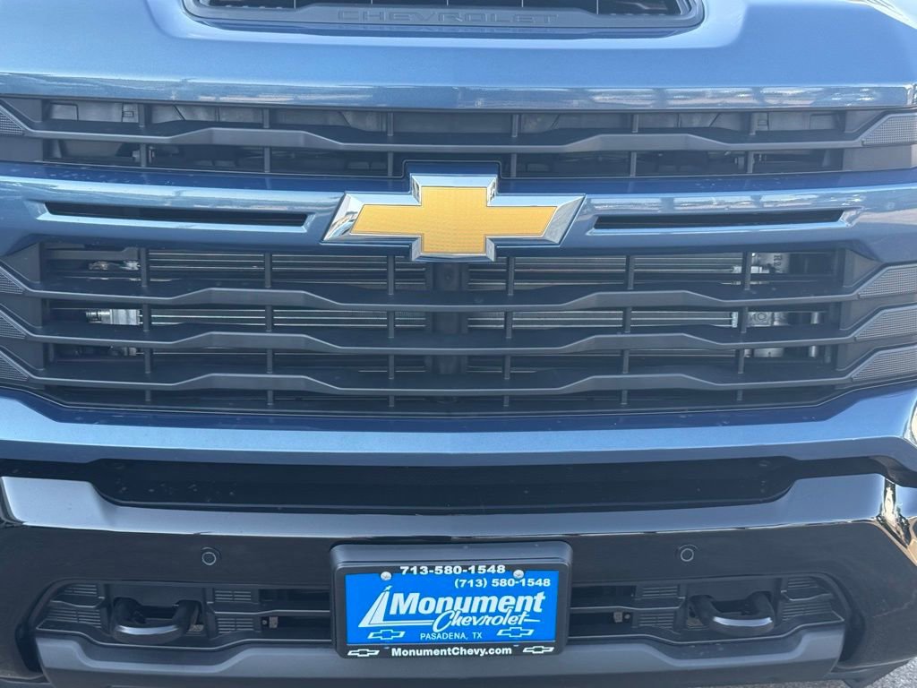 New 2026 Chevrolet Silverado 2500 Custom w/ Custom Value Package AWD/4WD image 5