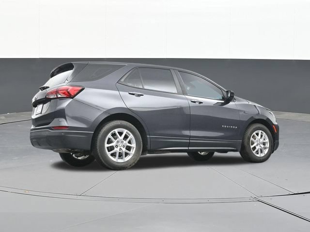 Used 2022 Chevrolet Equinox LS w/ Driver Confidence II Package FWD image 47