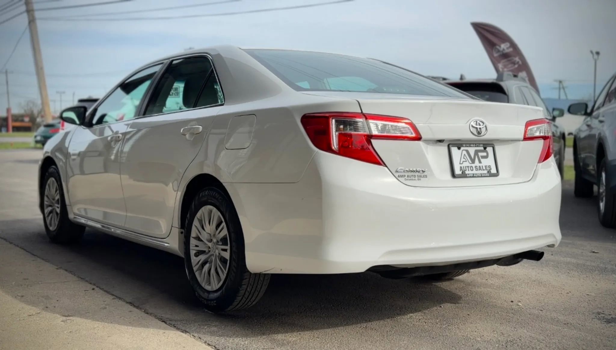Used 2014 Toyota Camry LE image 4