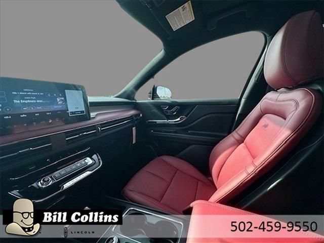 New 2025 Lincoln Corsair Grand Touring w/ Equipment Group 301A AWD/4WD image 20