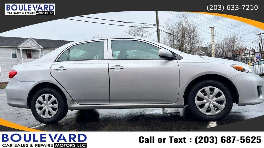 Used 2013 Toyota Corolla L FWD image 2