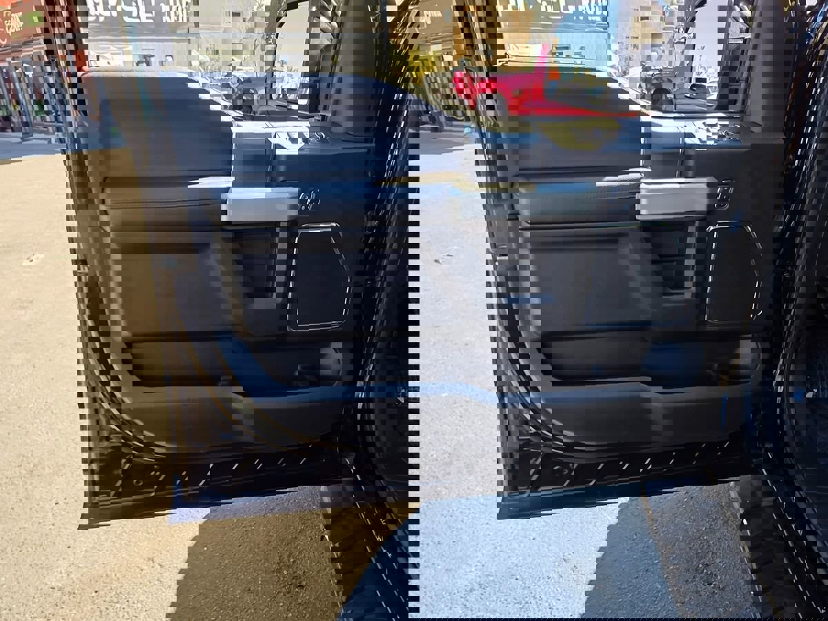 Used 2017 Ford F150 Lariat image 23