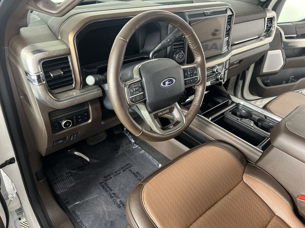 Used 2025 Ford F250 King Ranch AWD/4WD image 11